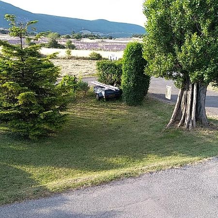 Les Bois Rouges Bed & Breakfast La Rochegiron Bagian luar foto