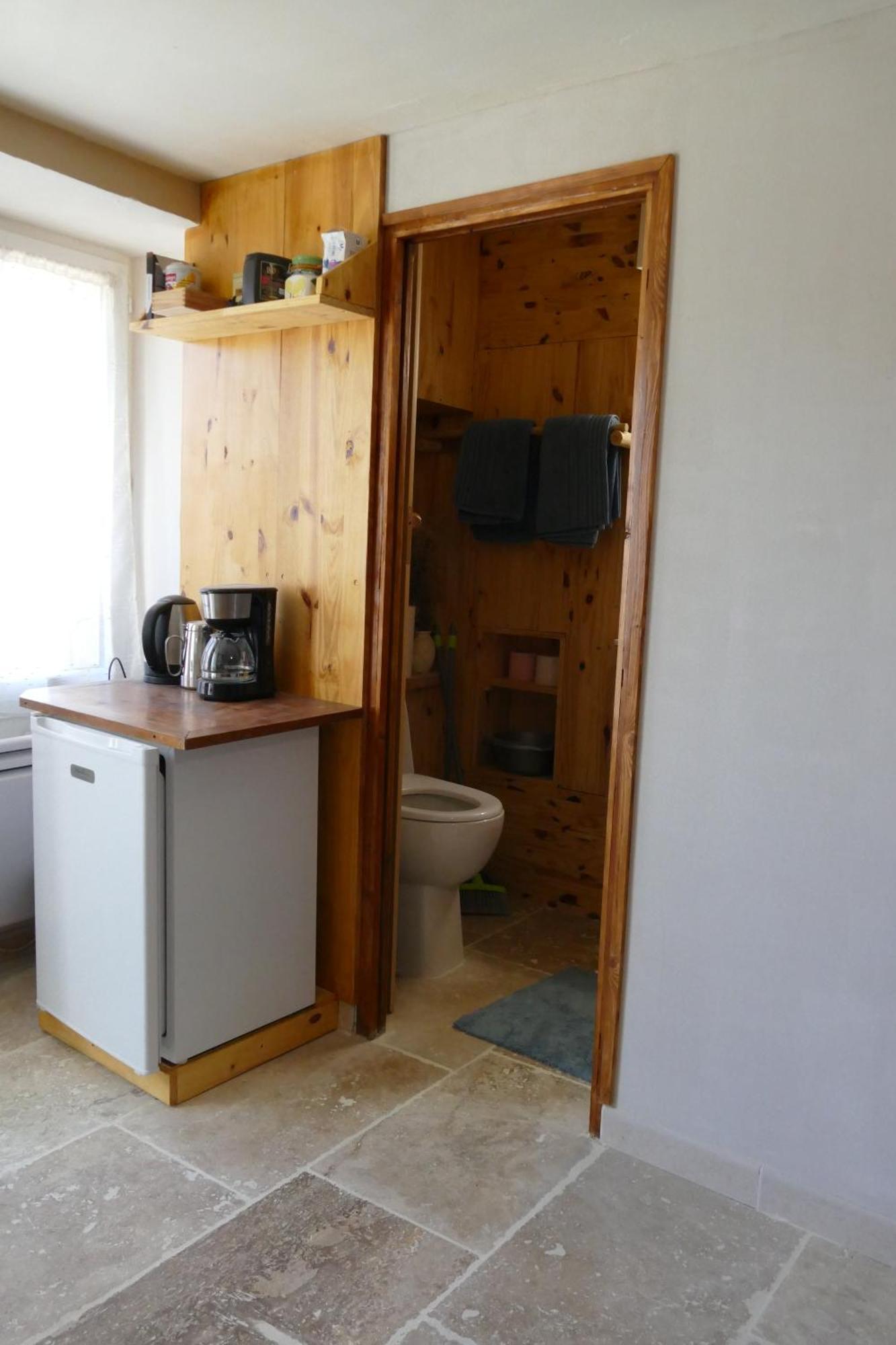 Les Bois Rouges Bed & Breakfast La Rochegiron Bagian luar foto