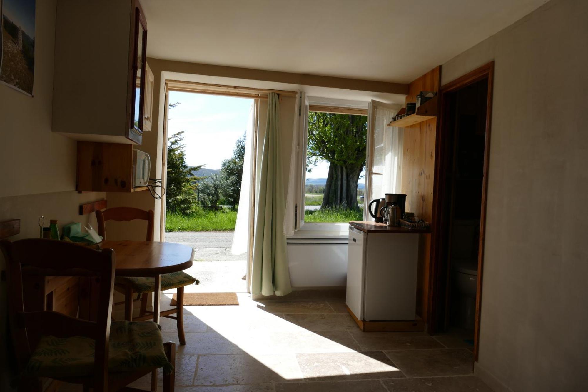 Les Bois Rouges Bed & Breakfast La Rochegiron Bagian luar foto